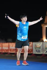 BIB: 1011, 41825
                            <button type="button" onclick="openModal(19773033)" class="btn btn-primary btn-sm float-right btn-popup" data-toggle="modal" data-target=".modal-high-quality">
                        <i class="fas fa-shopping-cart"></i> Add to Cart
                    </button>
                                            <button type="button" onclick="isThisMe(19773033, true)" class="btn btn-success btn-sm float-right btn-popup btn-isme hidden" data-toggle="tooltip" data-placement="bottom" title="นี่คือรูปของคุณใช่ไหม คลิกที่นี่เพื่อเอาเข้าอัลบั้ม">
                        <i class="fas fa-plus"></i> Add to album
                    </button>
                    <button type="button" onclick="isThisMe(19773033, false)" class="btn btn-warning btn-sm float-right btn-popup btn-isnotme hidden">
                        <i class="fas fa-ban"></i> Remove from album
                    </button>